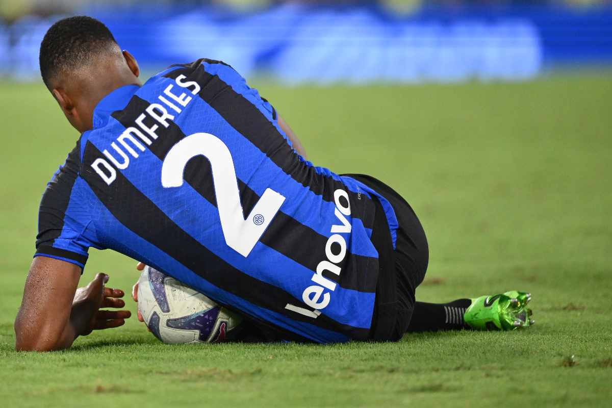 Calciomercato Inter, cessione per Dumfries