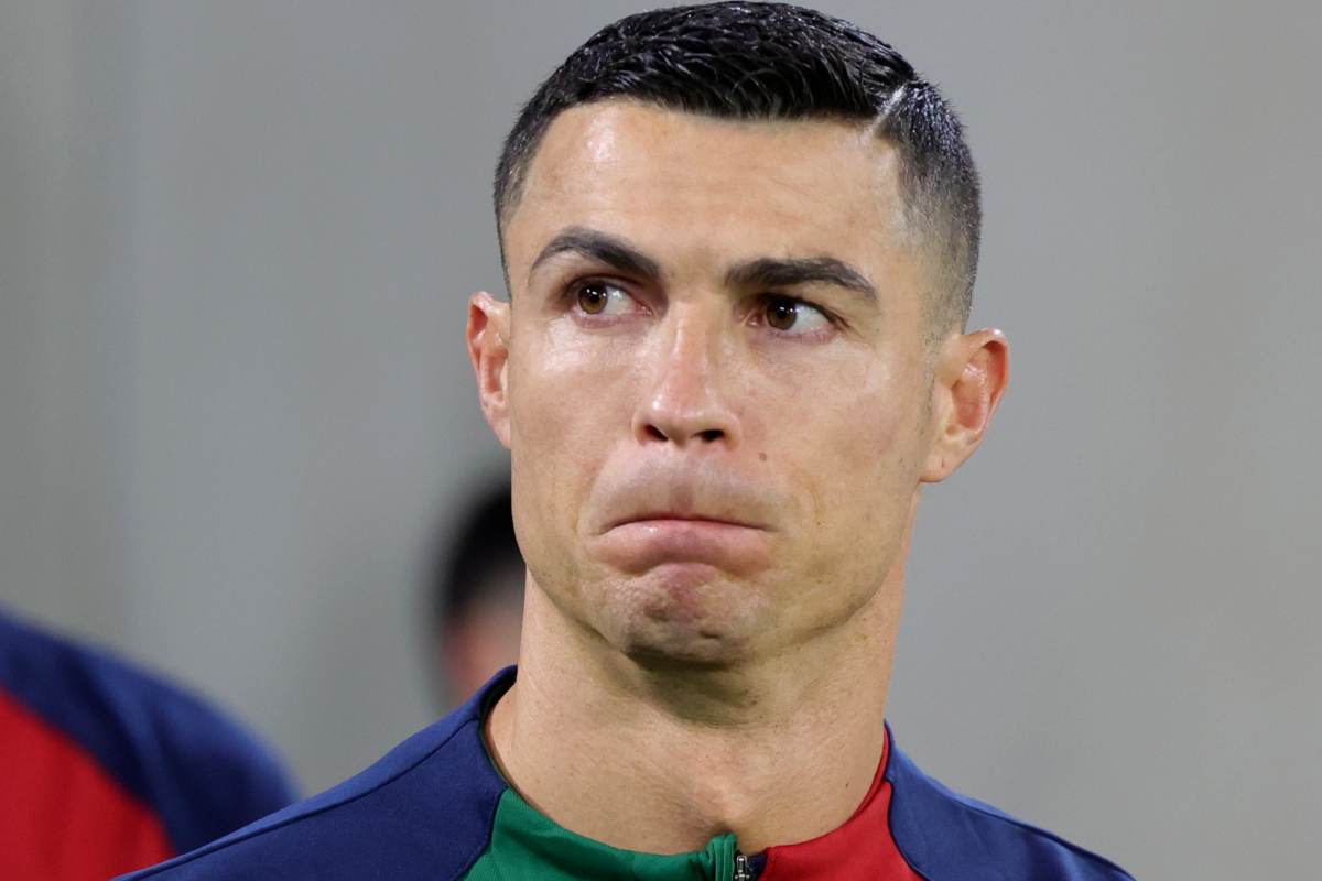 Cristiano Ronaldo simula durante Lussemburgo-Portogallo e i tifosi non lo perdonano