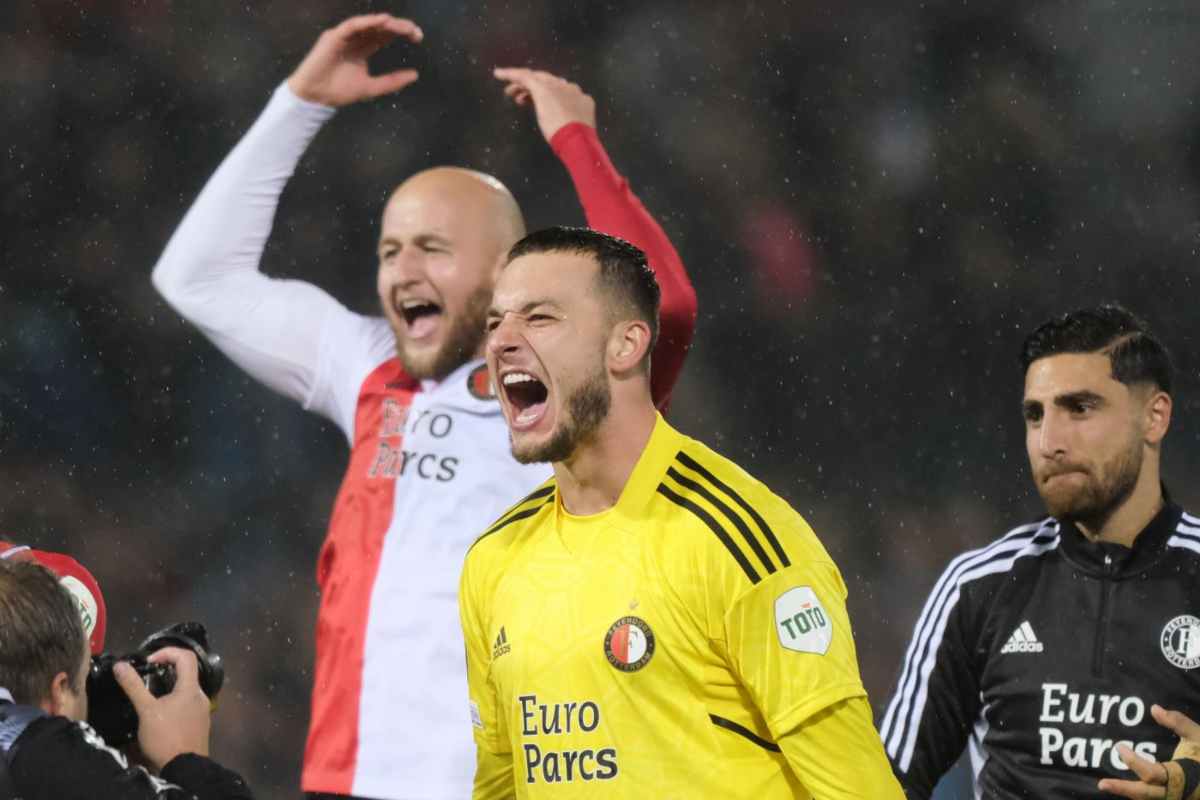 Feyenoord, il gesto pazzesco del portiere: la giocata che ha fatto infuriare l'avversario