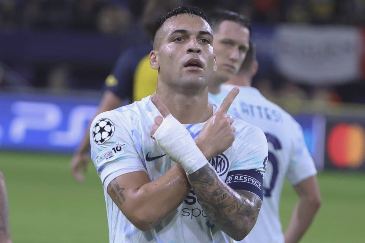 Lautaro Martinez esulta dopo il gol