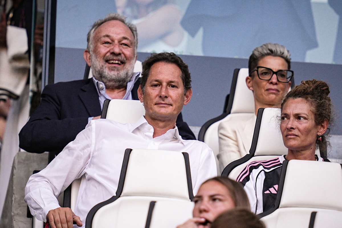 elkann in tribuna