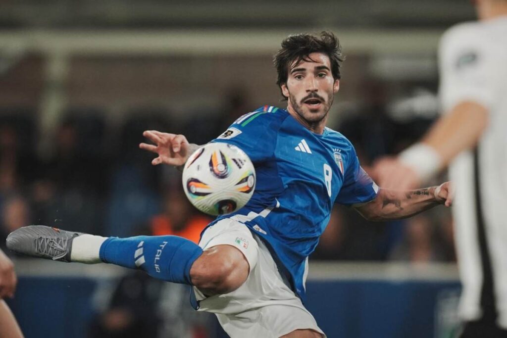Tonali in azione con l'Italia