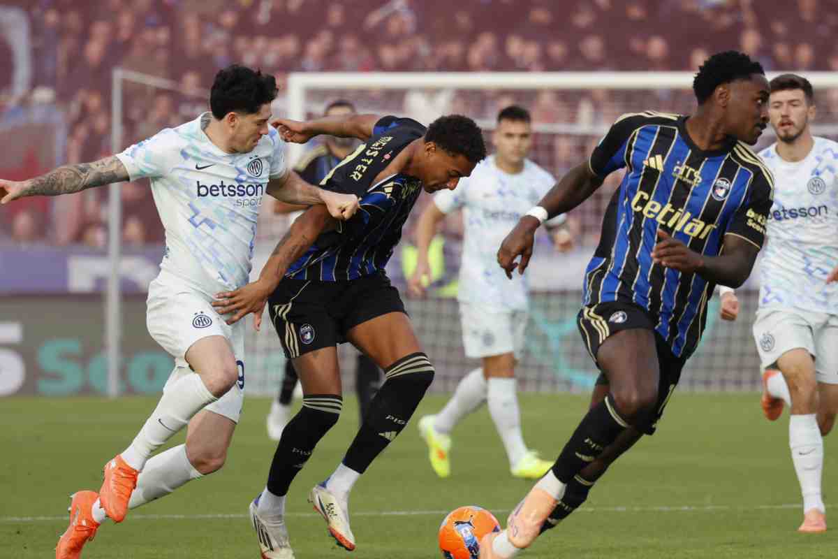 Bastoni in pressing sul portatore di palla avversario