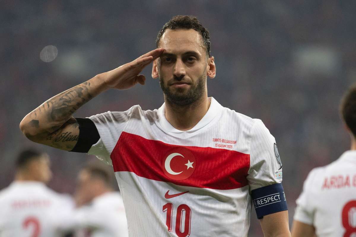 Hakan Calhanoglu