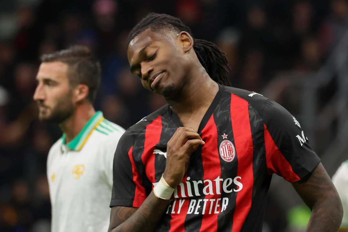 Leao piuttosto perplesso al termine di un'azione