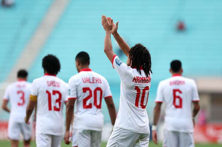 Mejbri si rivolge al pubblico