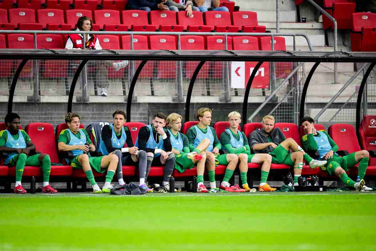 Giocatori in panchina