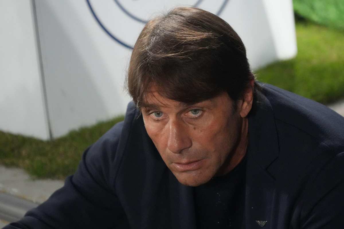Conte prima di una partita del Napoli