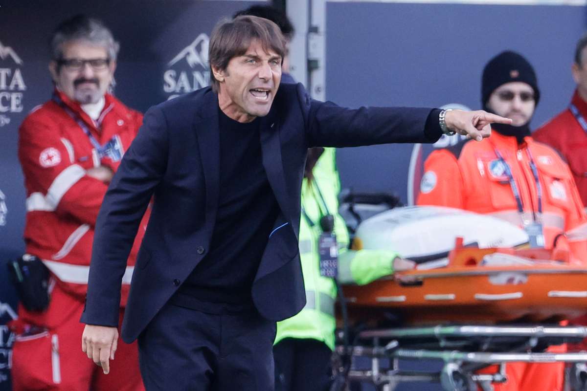 Conte durante Bologna-Napoli