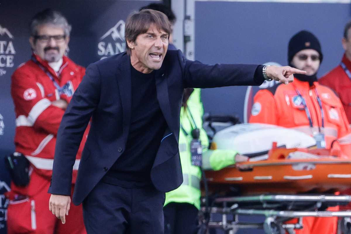 Conte durante Bologna-Napoli