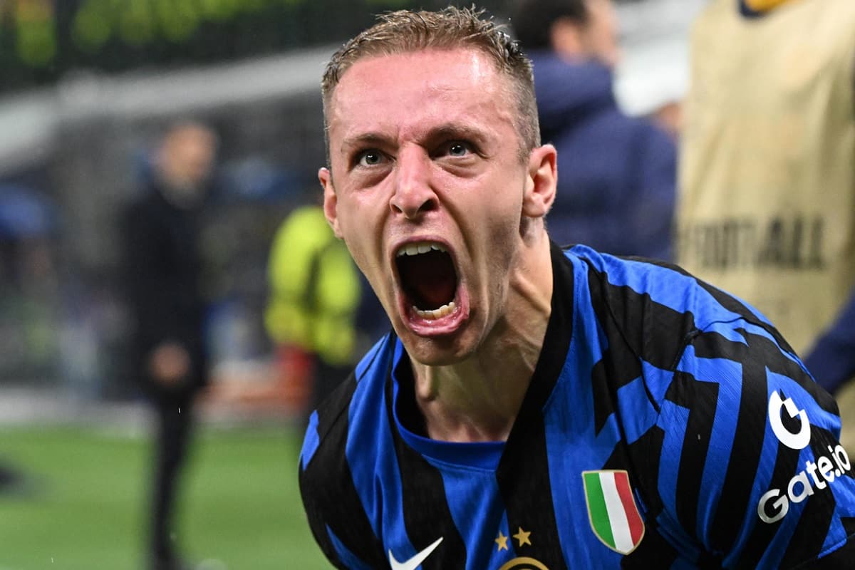 L'urlo di Frattesi dopo il gol al Barcellona